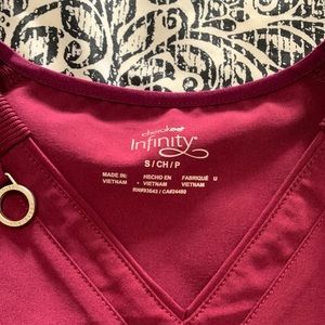 Size Small Cherokee infinity scrub tops